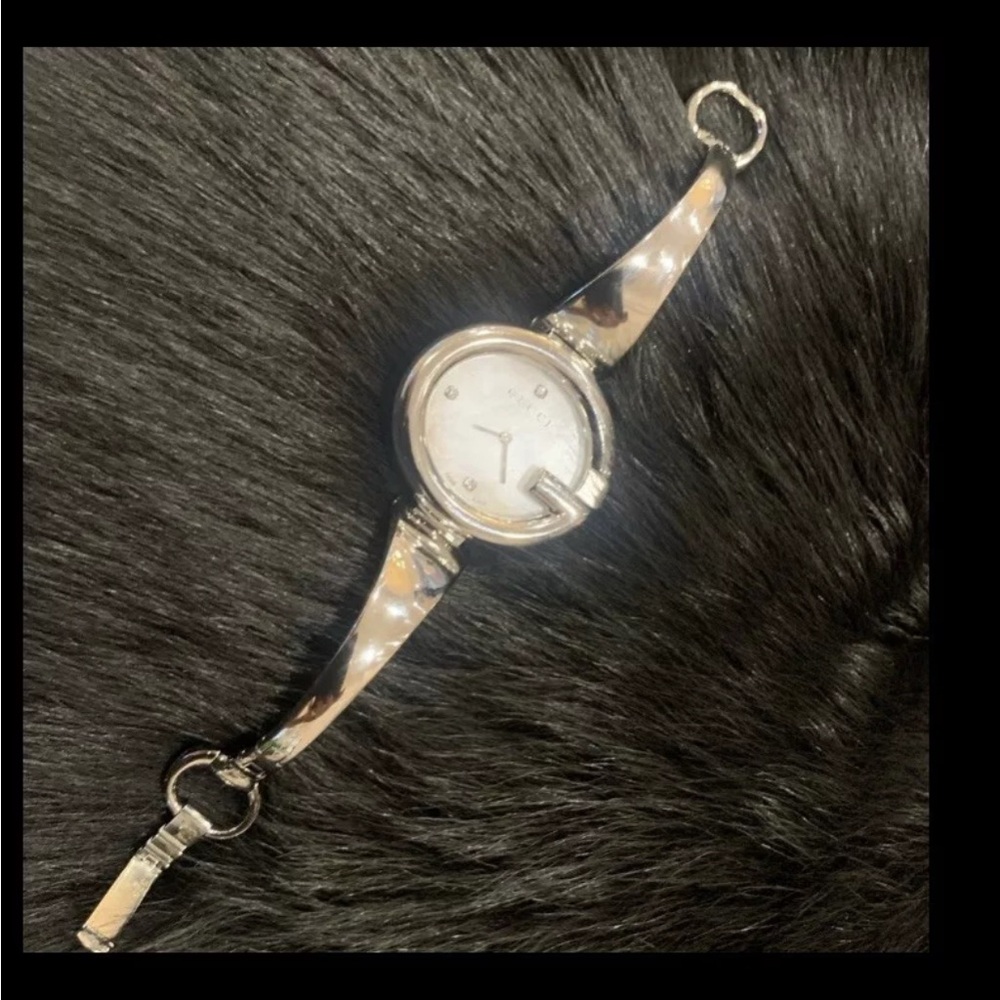 Gucci Bracelet Watch - GG Face Logo NEW